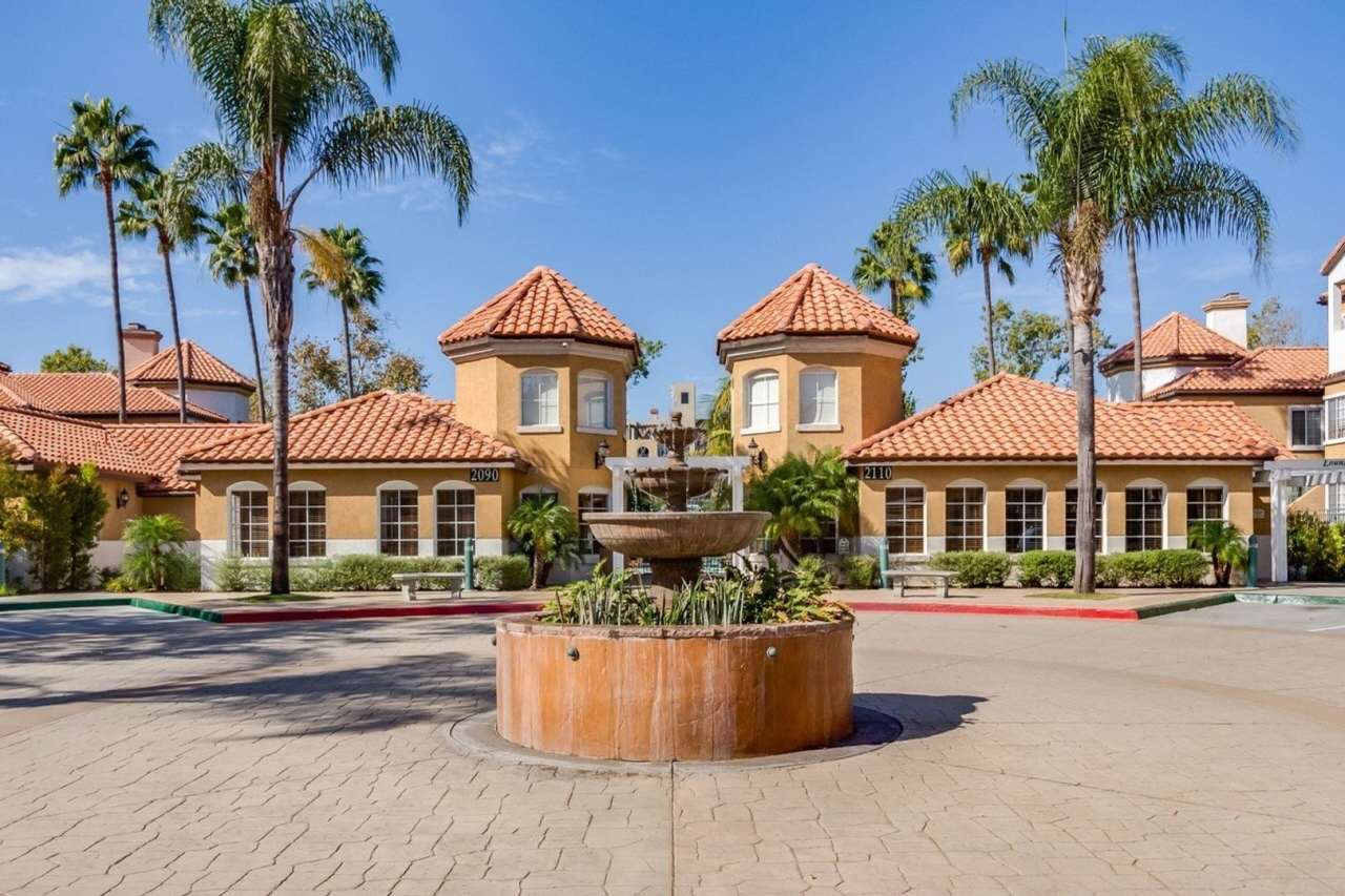 Spacious Remodeled Condo at River Colony Community in Mission Valley