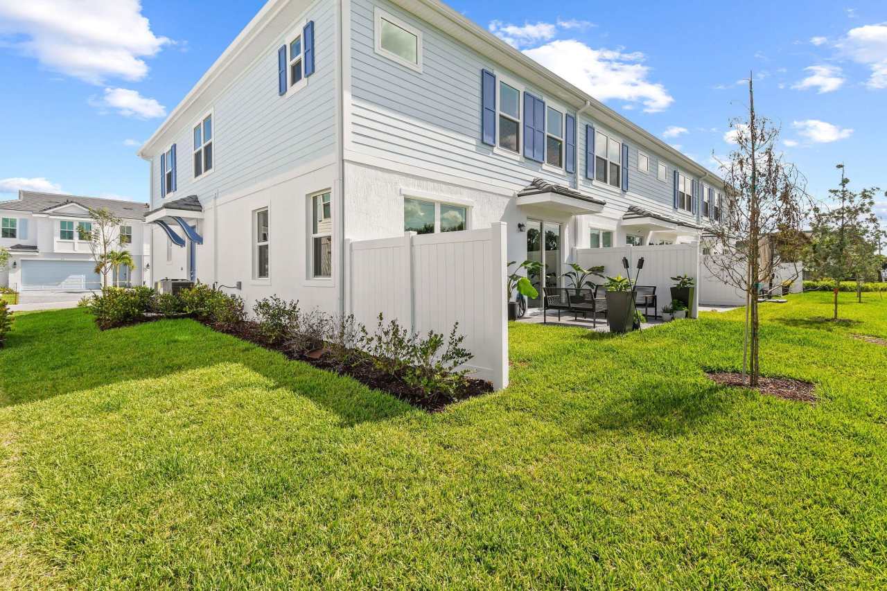 254 Preserve Trail N