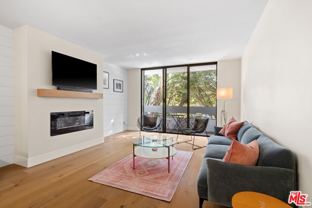 1252 11th St unit: 204