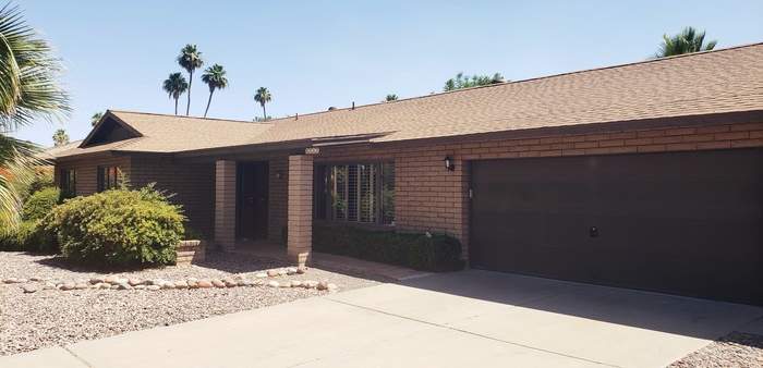 8313 East Vía De Las Flores