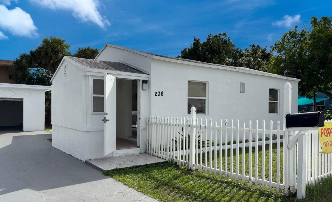 206 Ne 2nd Ave
