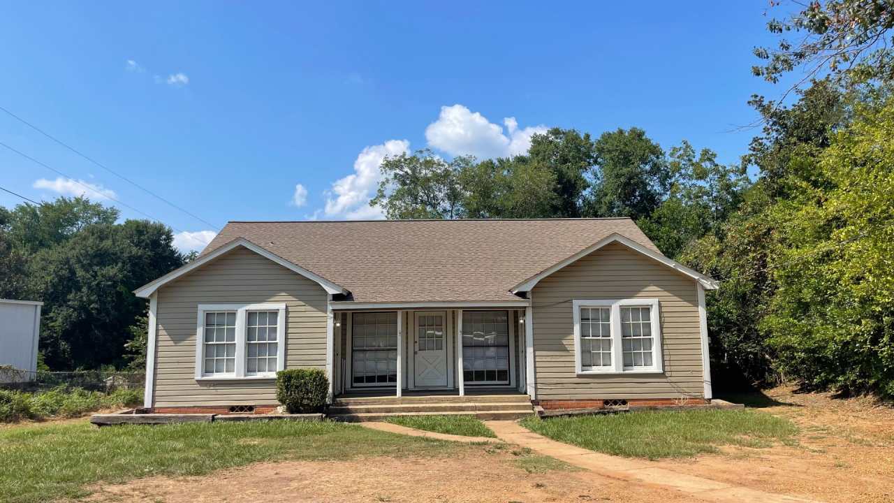 2021 Center Rd. Housing Accepted!