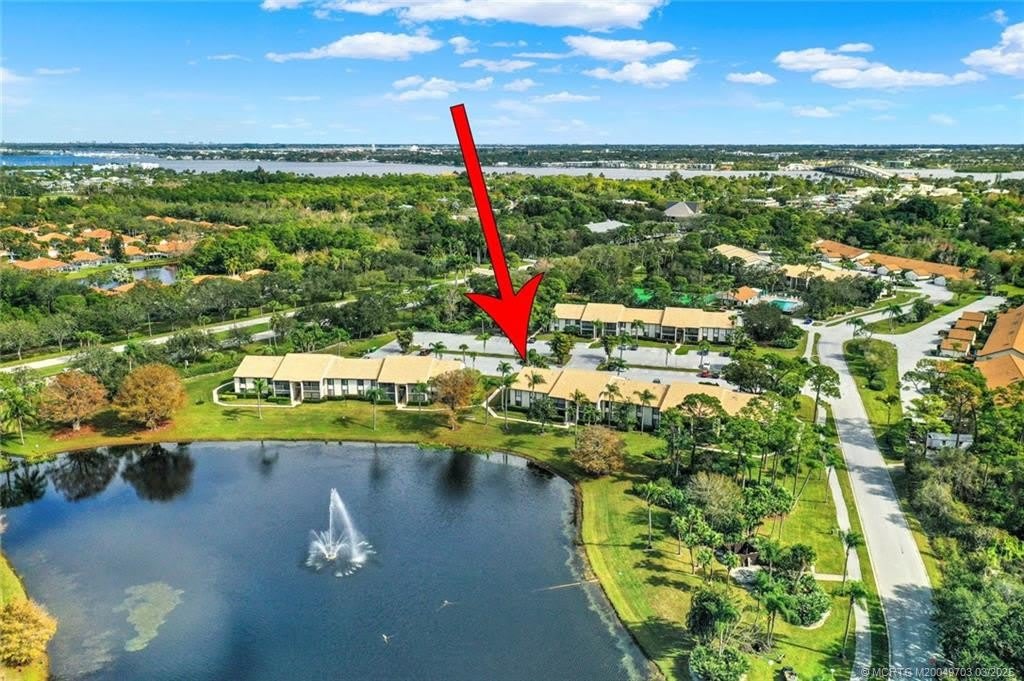 1635 SW Silver Pine Way unit: D2