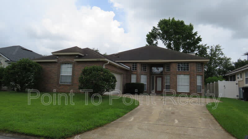 3726 Bedford Dr.