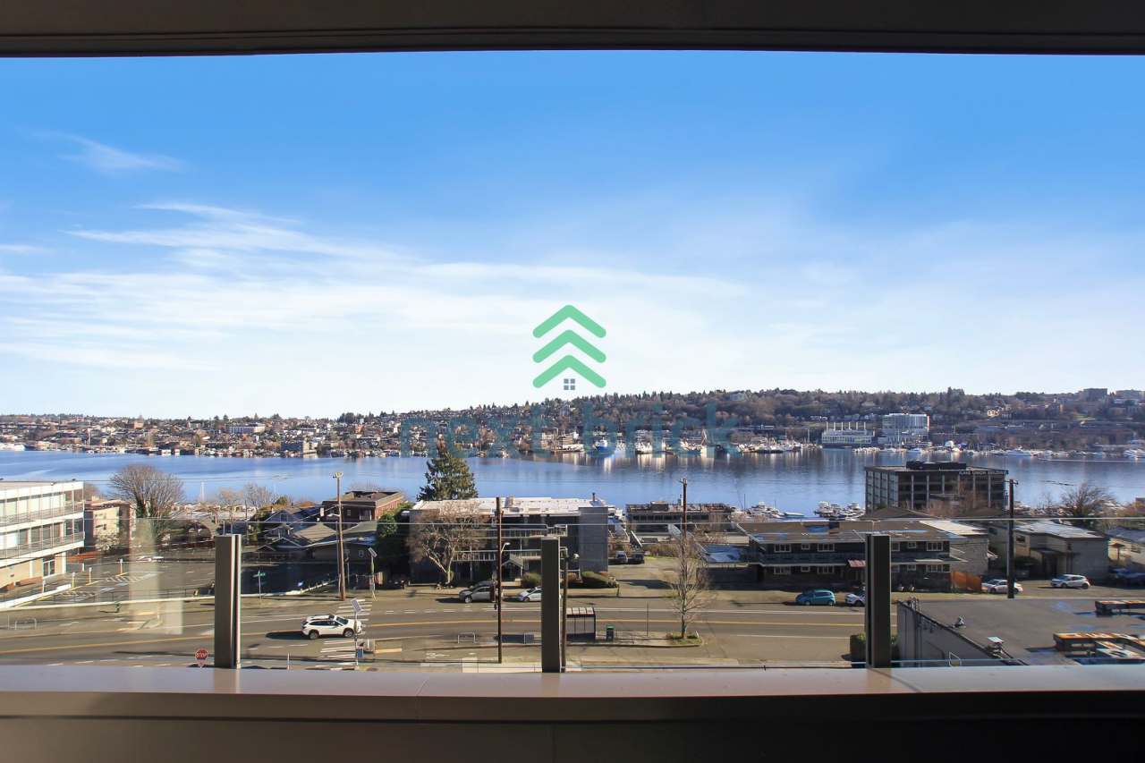 2 BEDS  2 BATH CONDO AVAILABLE FOR RENT