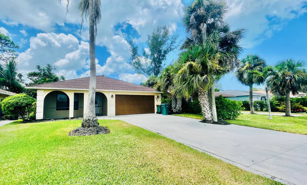 552 97th Avenue North