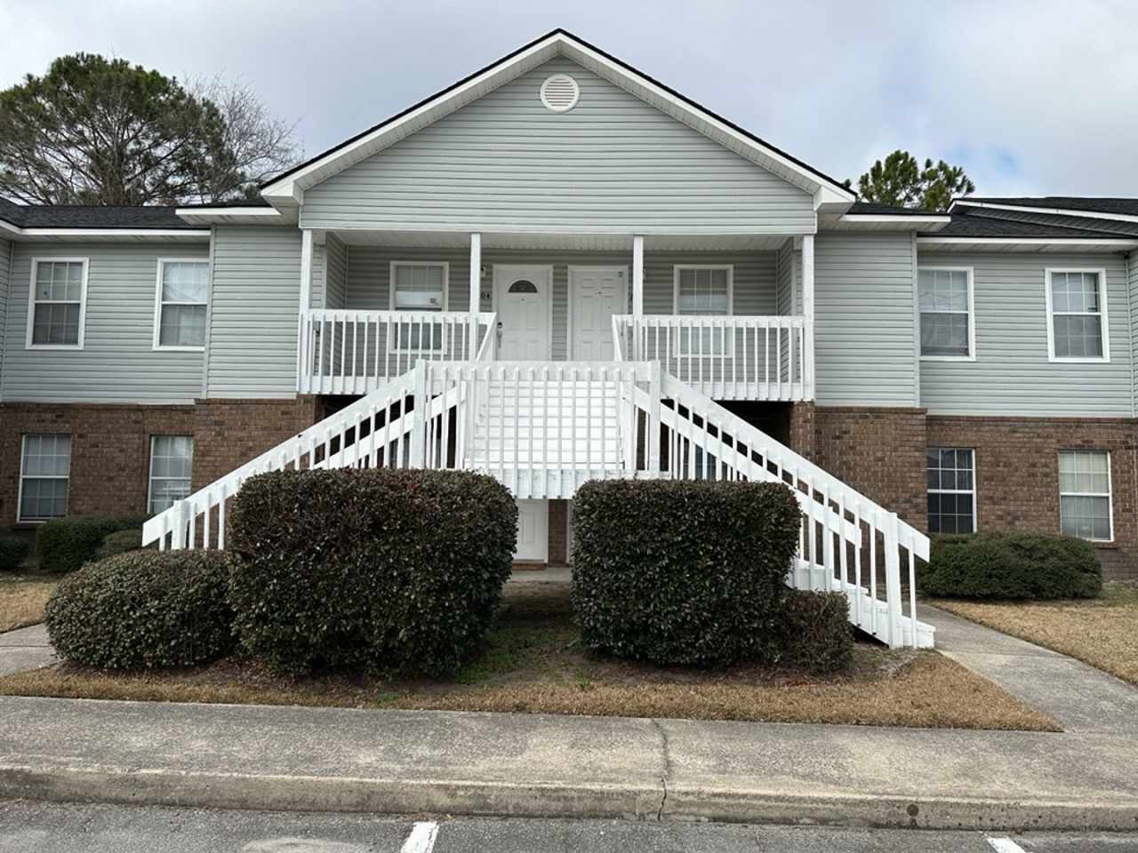 105 Magnolia Plantation Court -- Longgrear