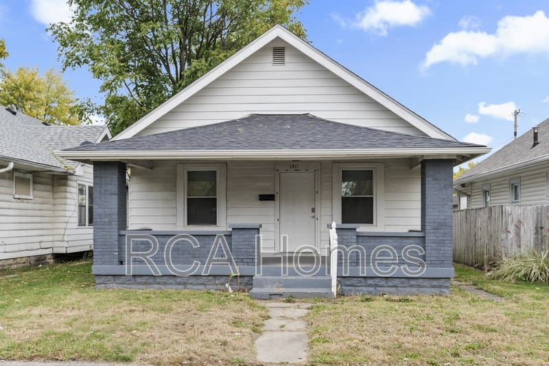 1411 North Belleview Place