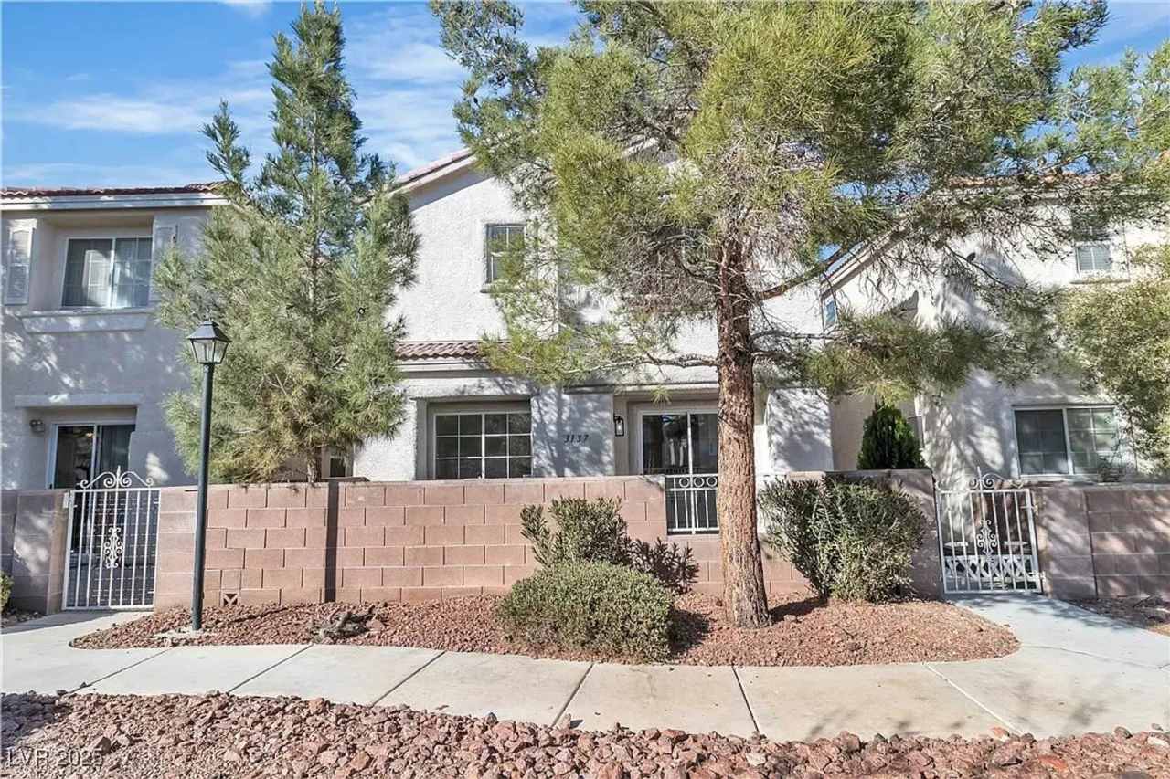 Cozy 3 Bedroom 2 Bathroom with office area