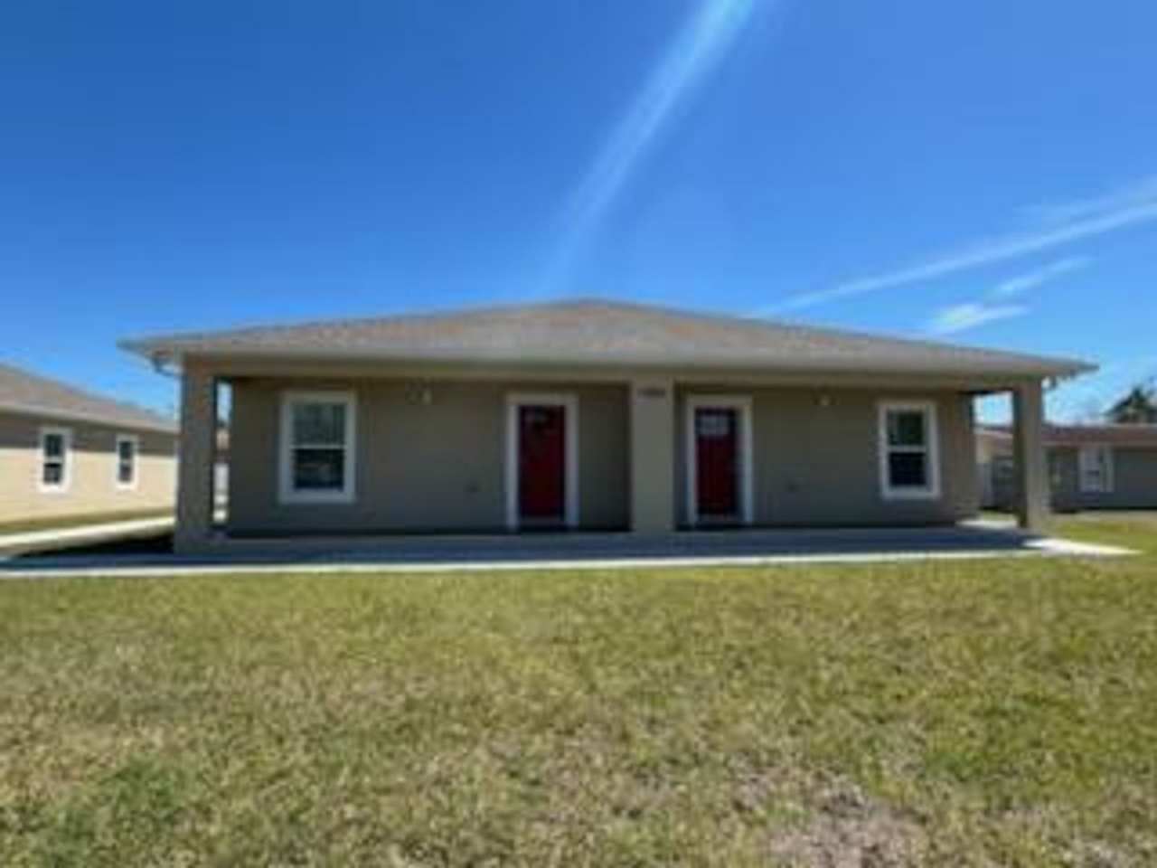 Beautiful 3/2 duplex in Seffner