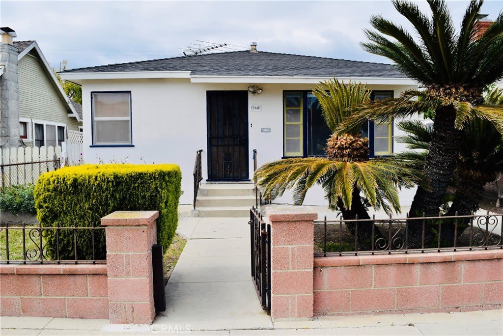 960 W 24th Street