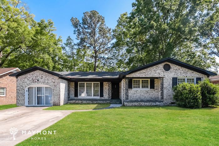 2851 Nantuckett Avenue