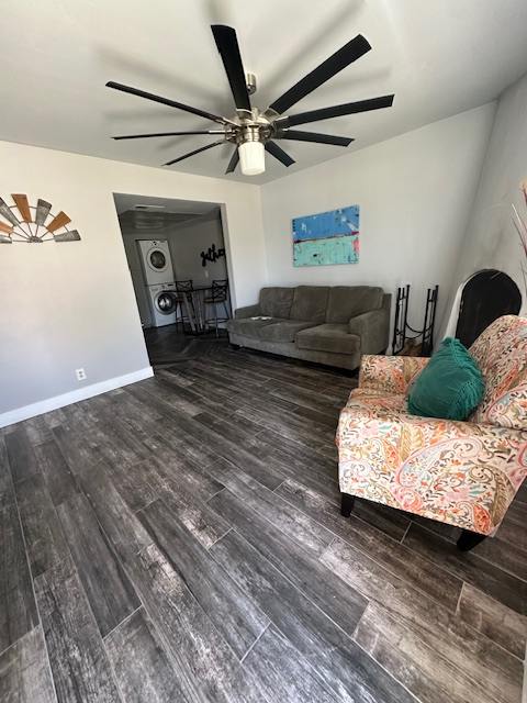 8026 East Oak Street