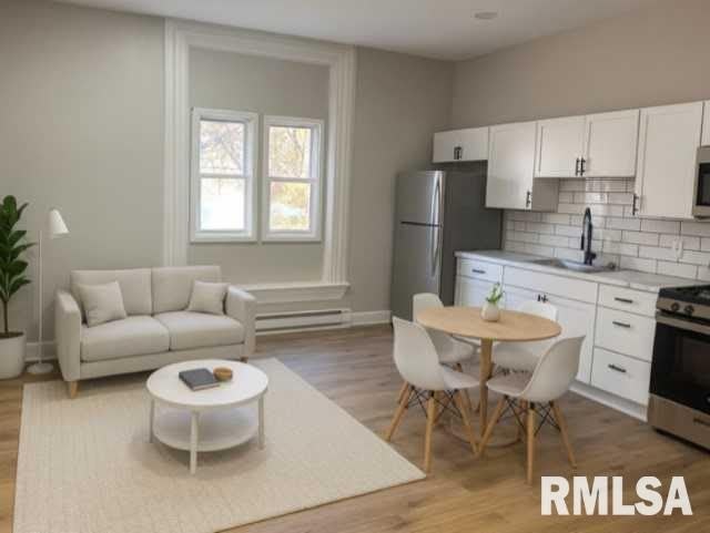 500 S DOUGLAS Avenue unit: B