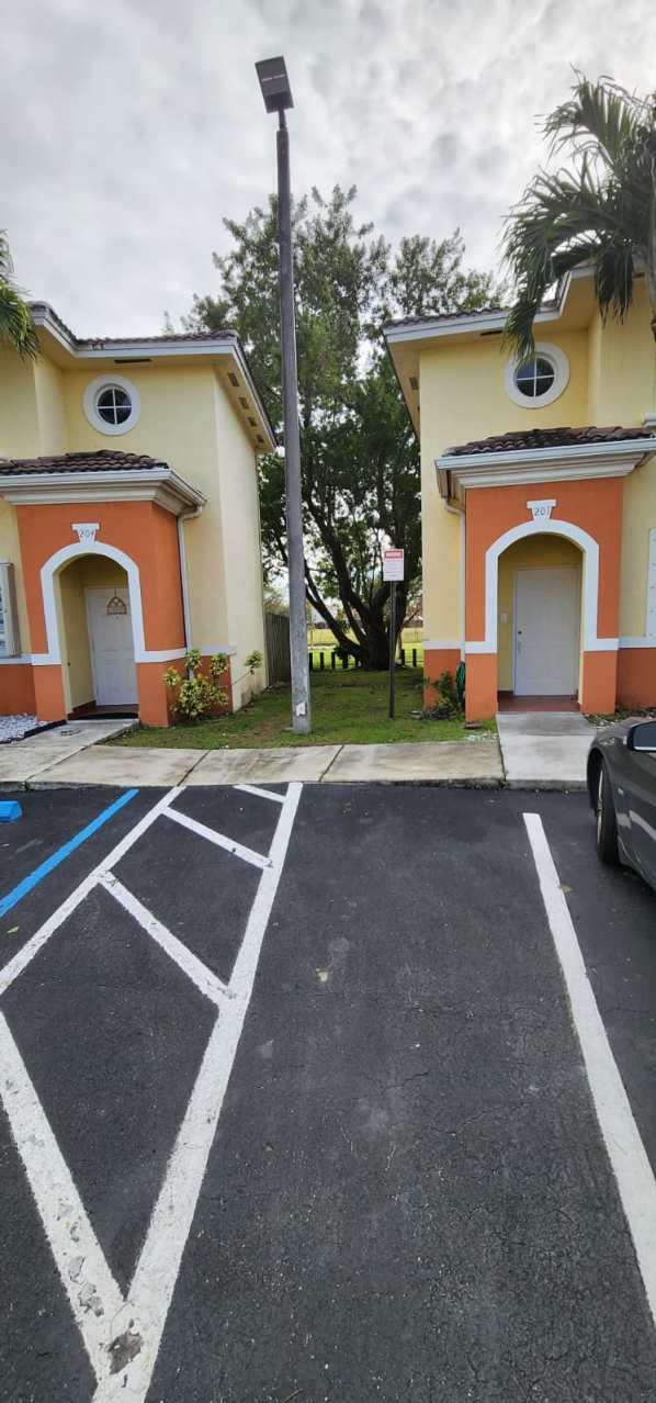 7280 Northwest 174th Terrace