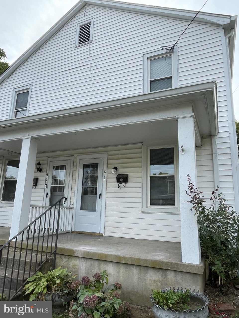 618 WOLFE Street unit: B