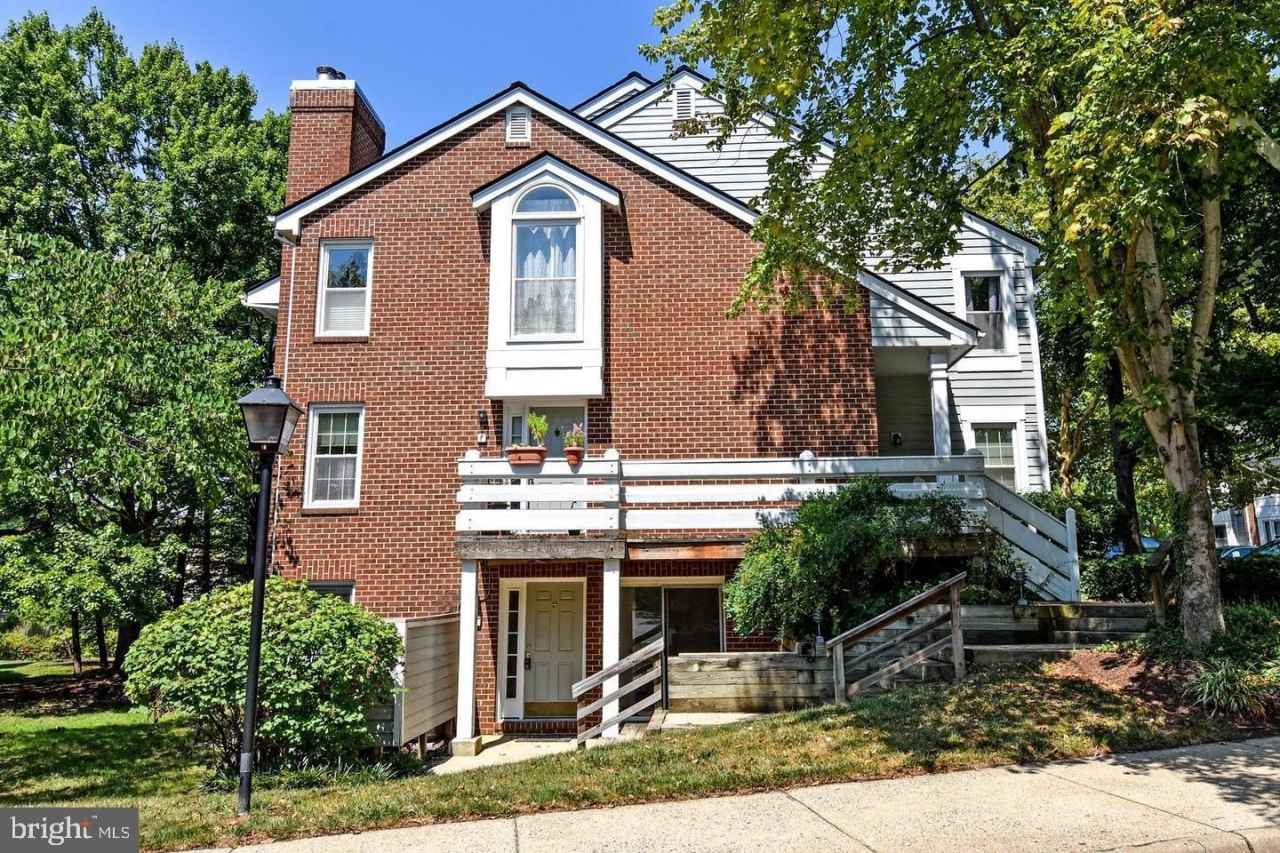 3152-E COVEWOOD Court