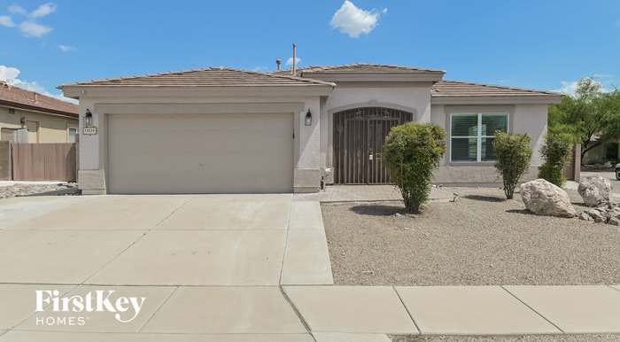 13636 East Shadow Pines Lane