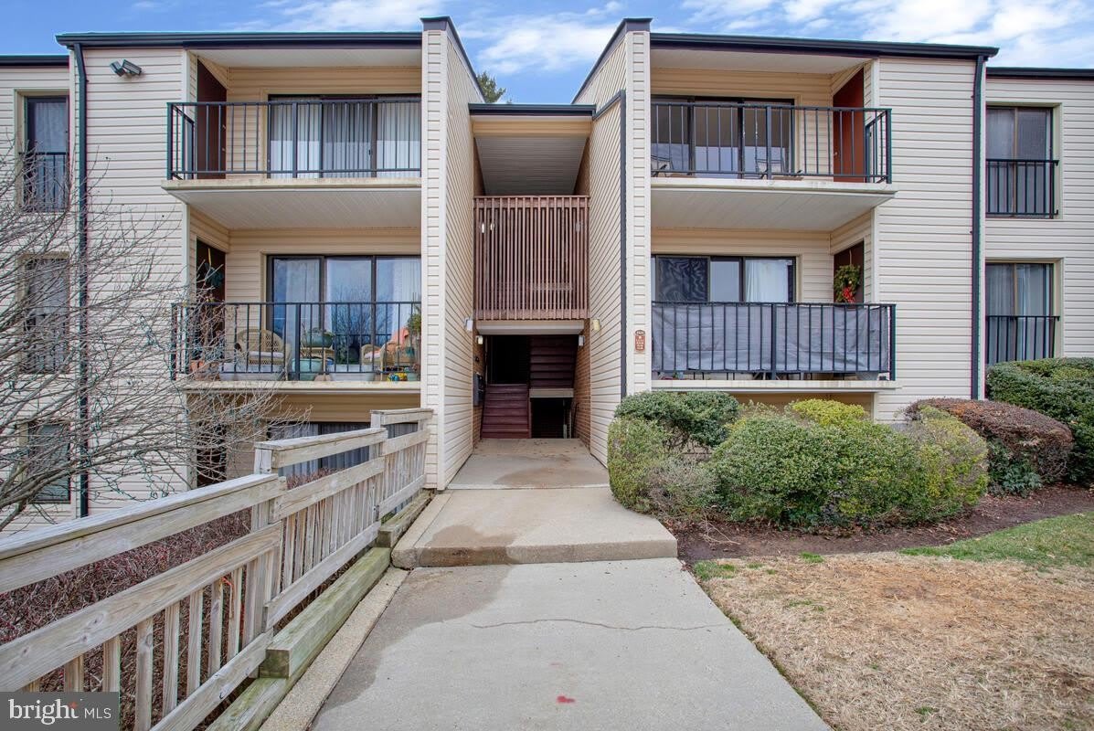 2572 RIVA Road unit: 18B