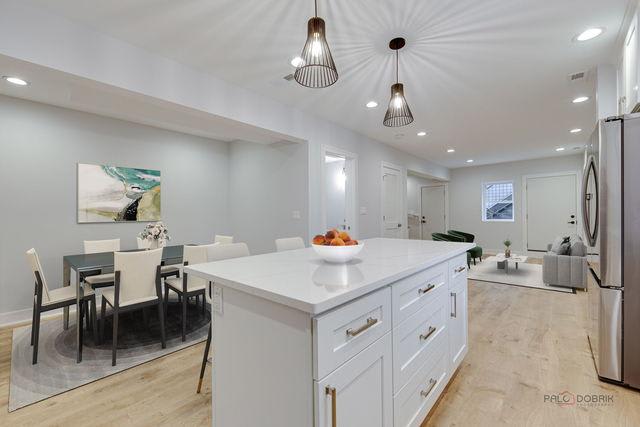 1746 N California Avenue