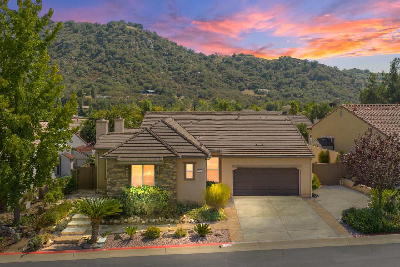 27067 Sunningdale Way