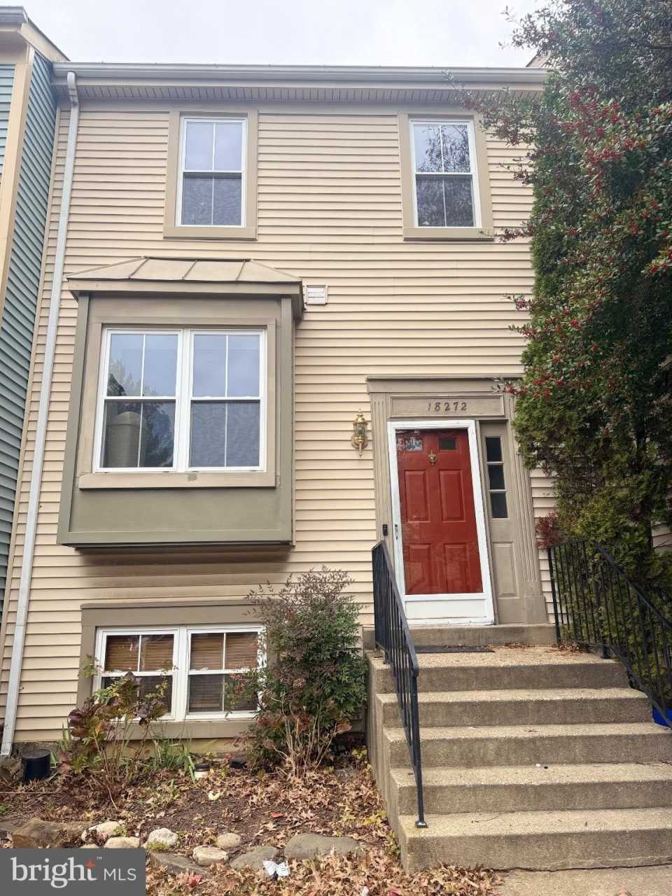 18272 ROLLING MEADOW Way