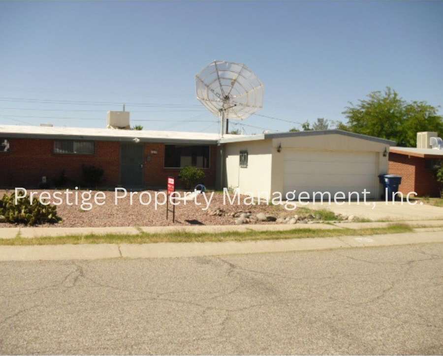 Beautifully and Spacious East Side Home!