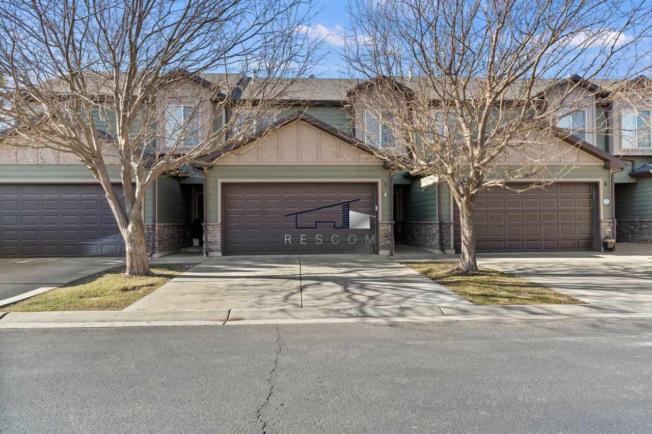 For Lease – West Haven Townhouse