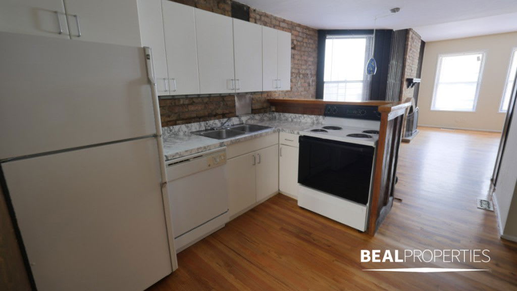 604 West Surf Street