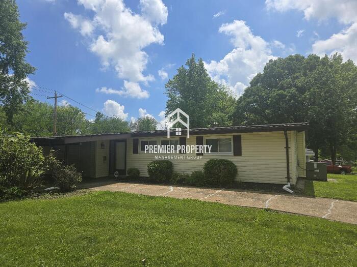 920 Saint Anthony Lane