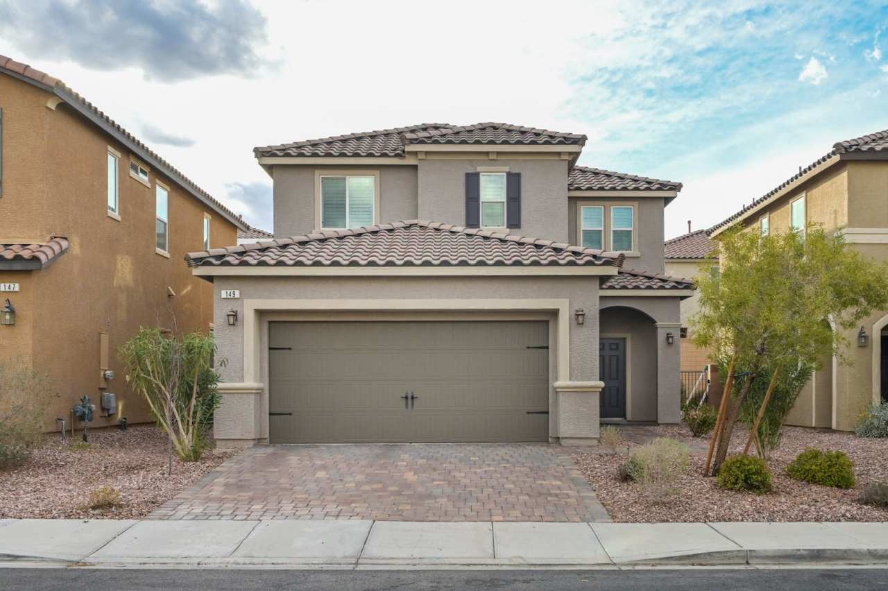 Green Valley!! Gated!! 4 Bedrooms!! Bed  Bath Downstairs!! TANKLESS WATER HEATER!!! Covered patio in back yard with Synthetic Grass!!