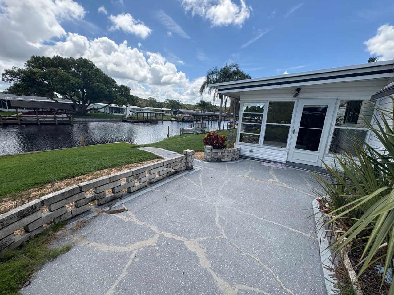 3 Bed / 2.5 Bath Home on Canal – Tavares 55+