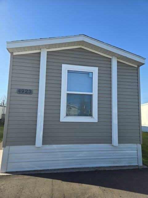 4923 Itasca Drive