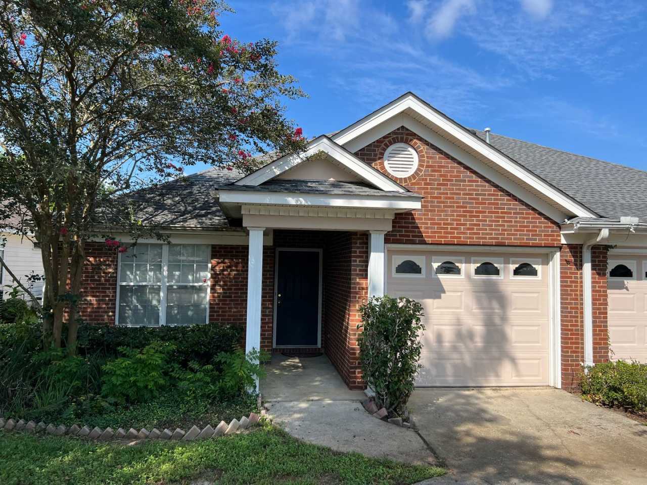 3 Bed / 2 Bath in Piney Z!!