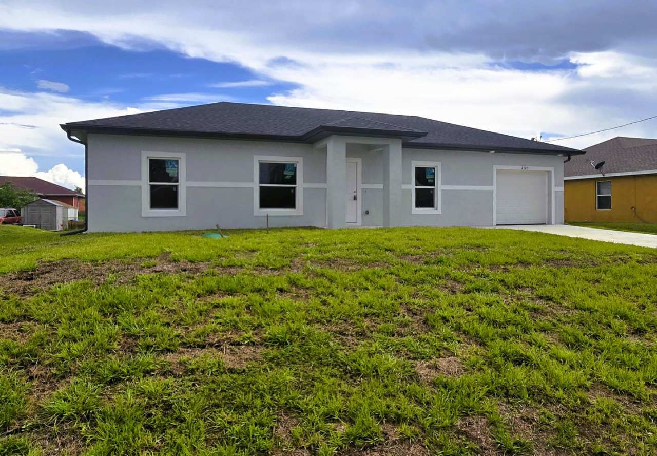 BRAND NEW CONSTRUCTION-3/2/1-MOVE IN READY