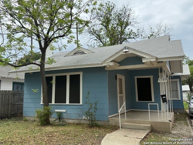 1725 Summit