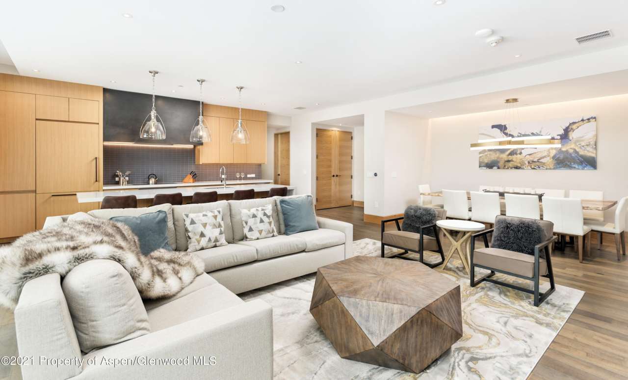 77 Wood Road unit: 606