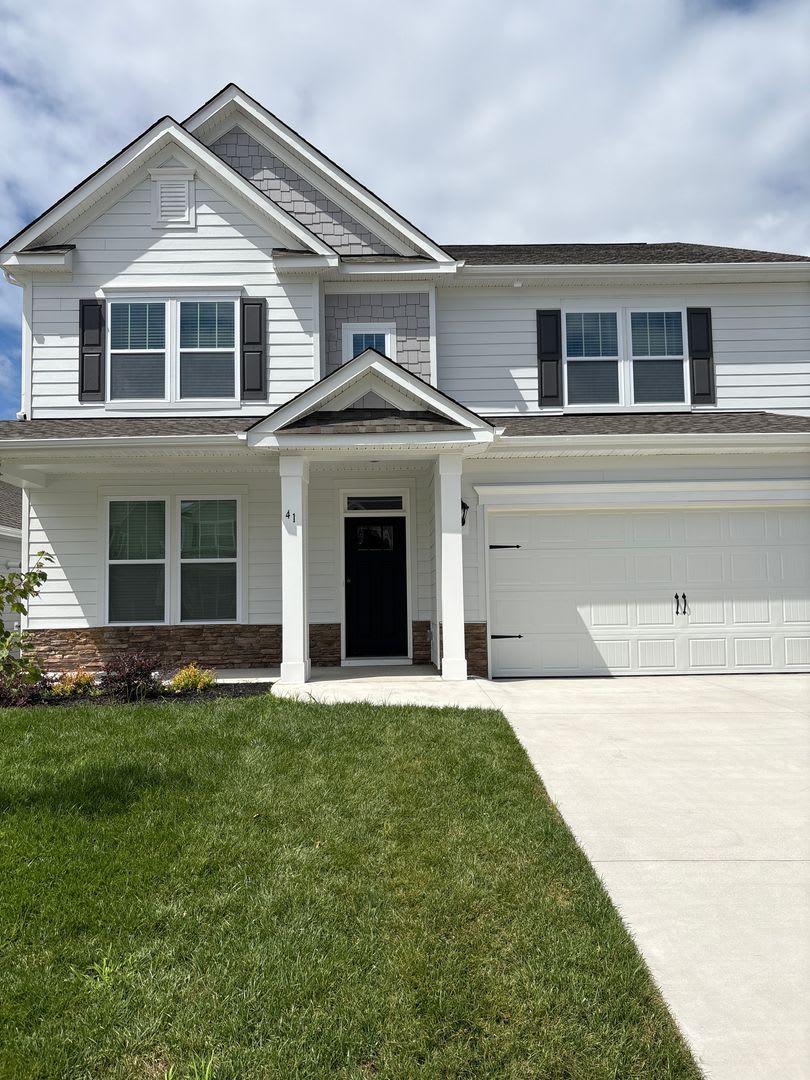 Luxurious New Constuction in Hendersonville