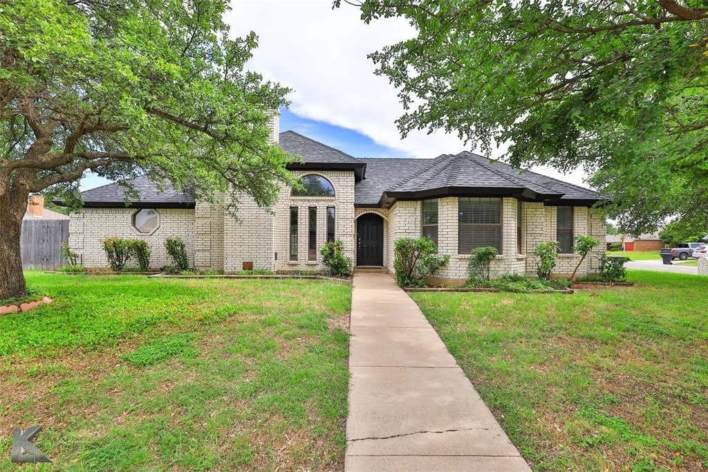 3165 Beacon Hill Road