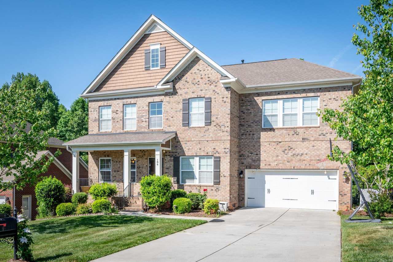 186 Alexandria Drive