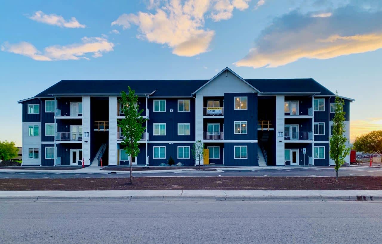 70 Glenwood Dr