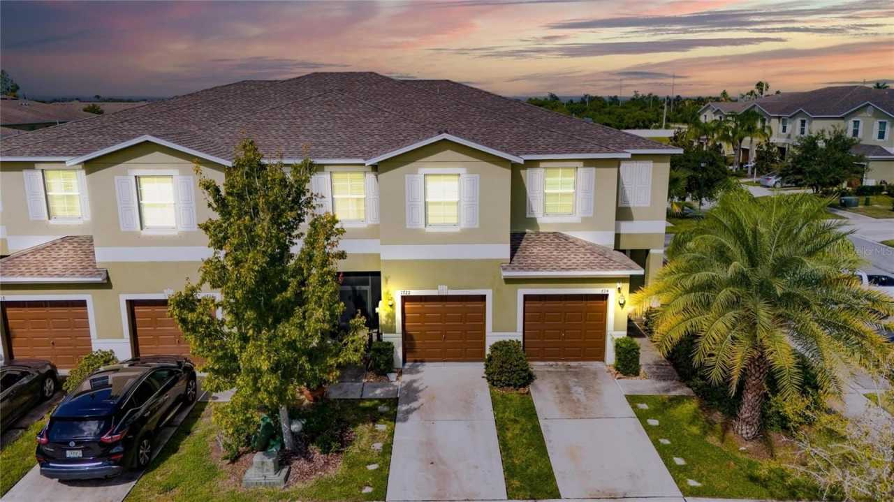 1722 IVORY GOOSE PLACE