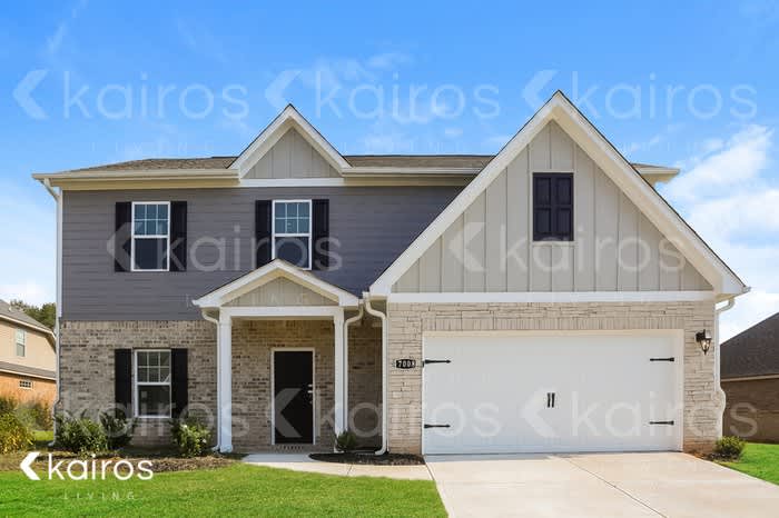 7008 North Pinehurst Way North