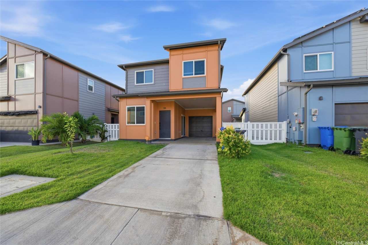 91-1640 Honouliuli Street unit: 101