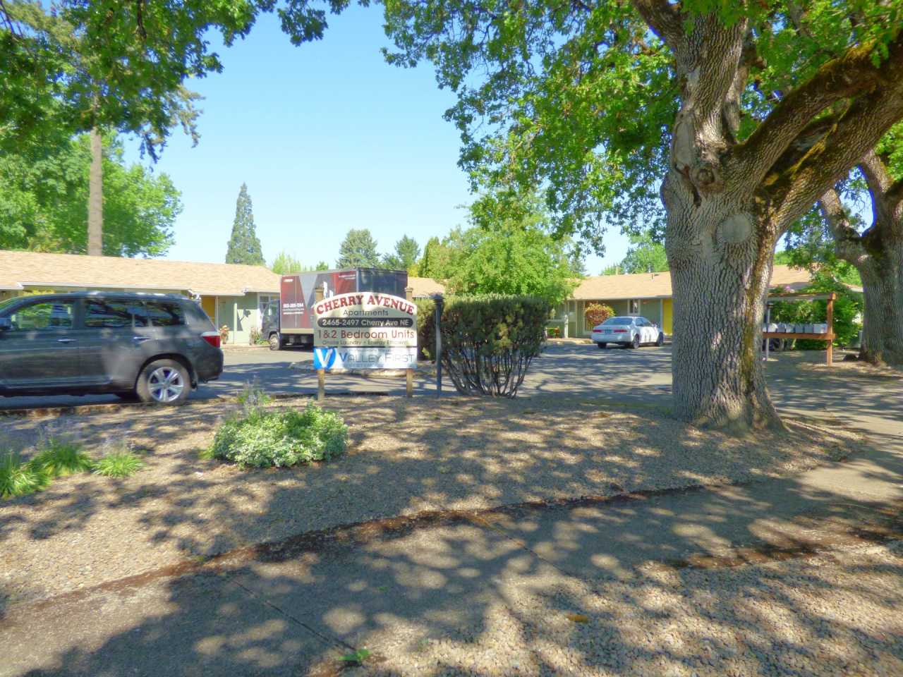 2-bedroom Single Level Apartment