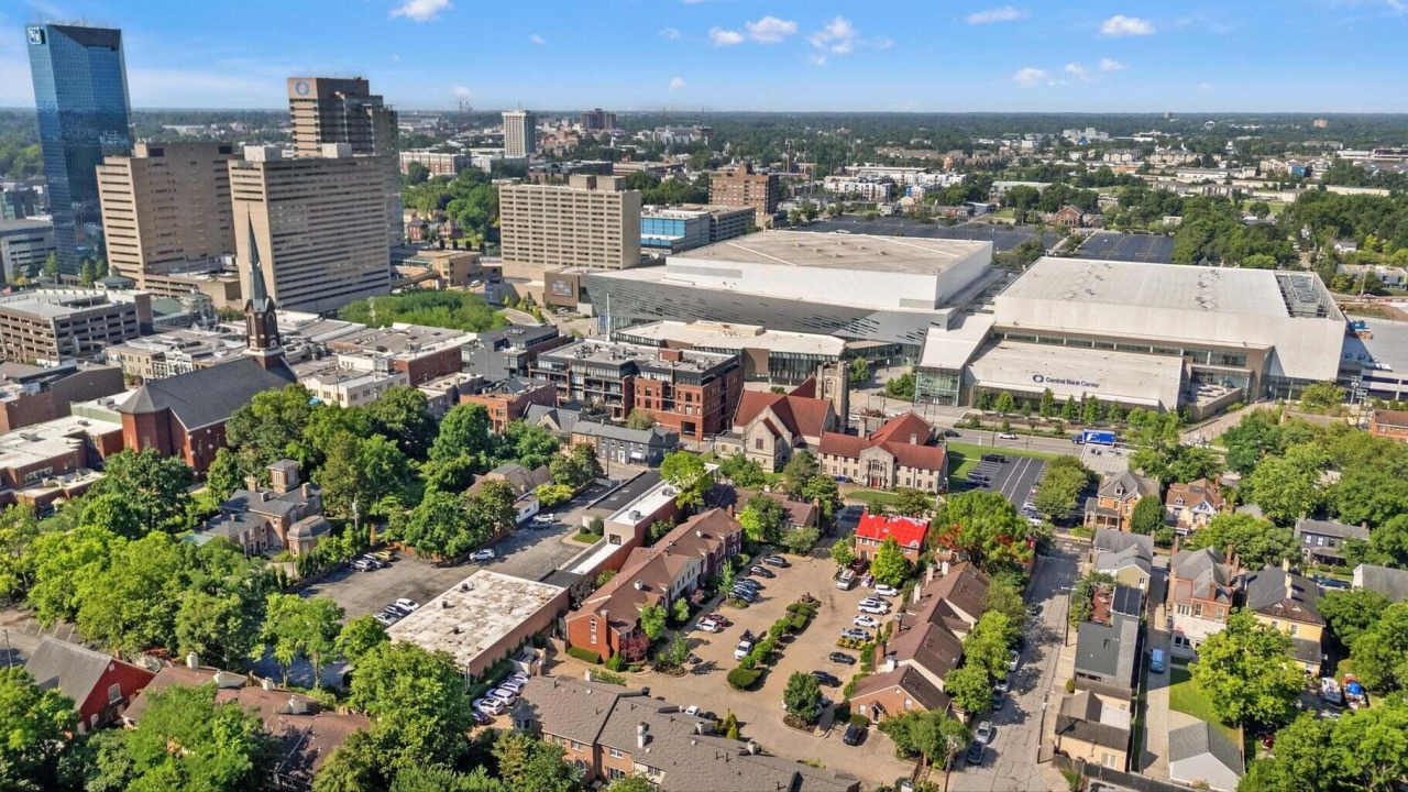 541 West Short Street