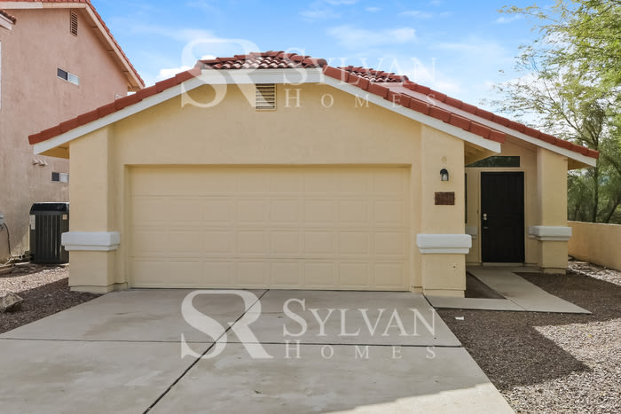 4697 West Weathervane Street