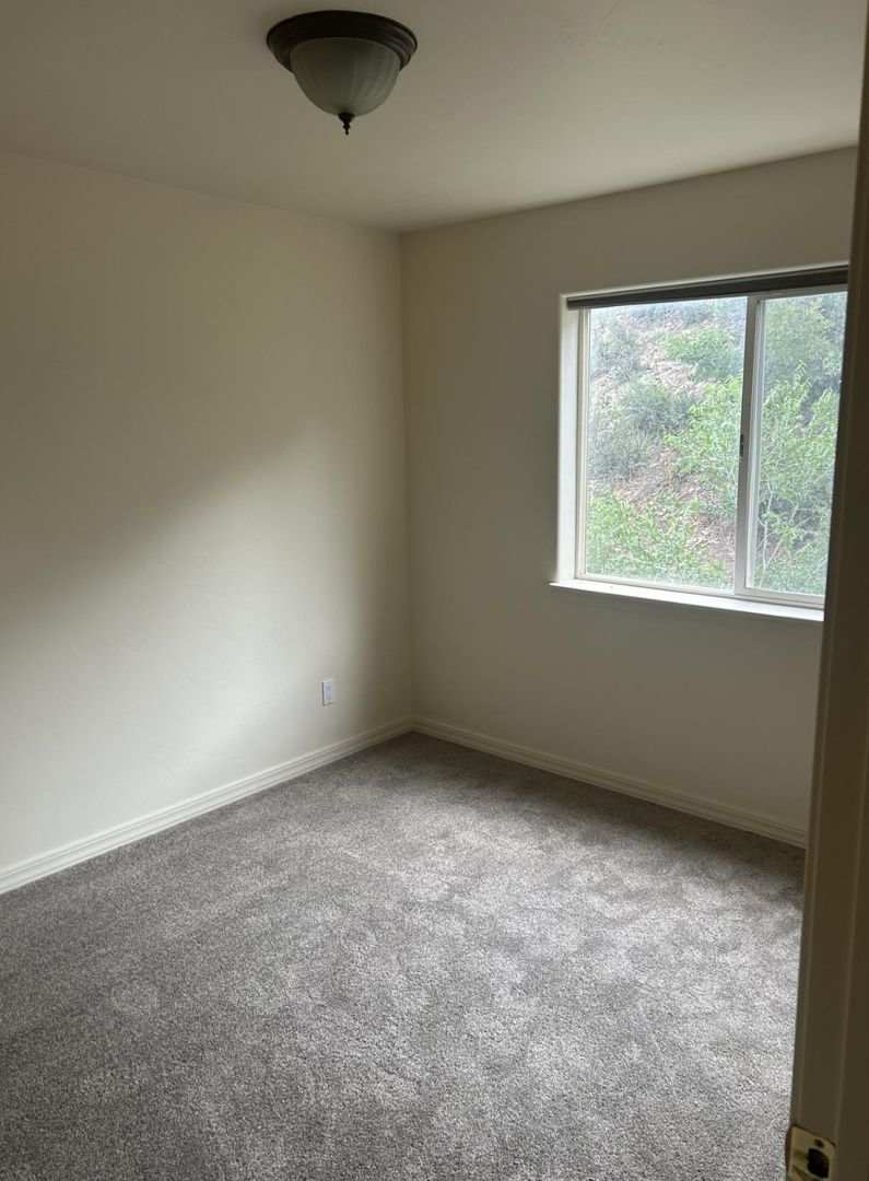 Charming 3-Bedroom, 2-Bath Townhouse Near Fort Lewis College