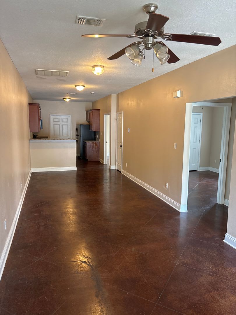 Charming 3-Bedroom, 2-Bathroom Duplex in Gulfport, MS