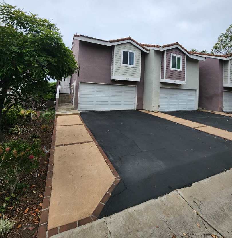 *** MOVE IN SPECIAL, $500 OFF FIRST MONTH'S RENT *** 3 Bedroom Townhouse in Solana Beach